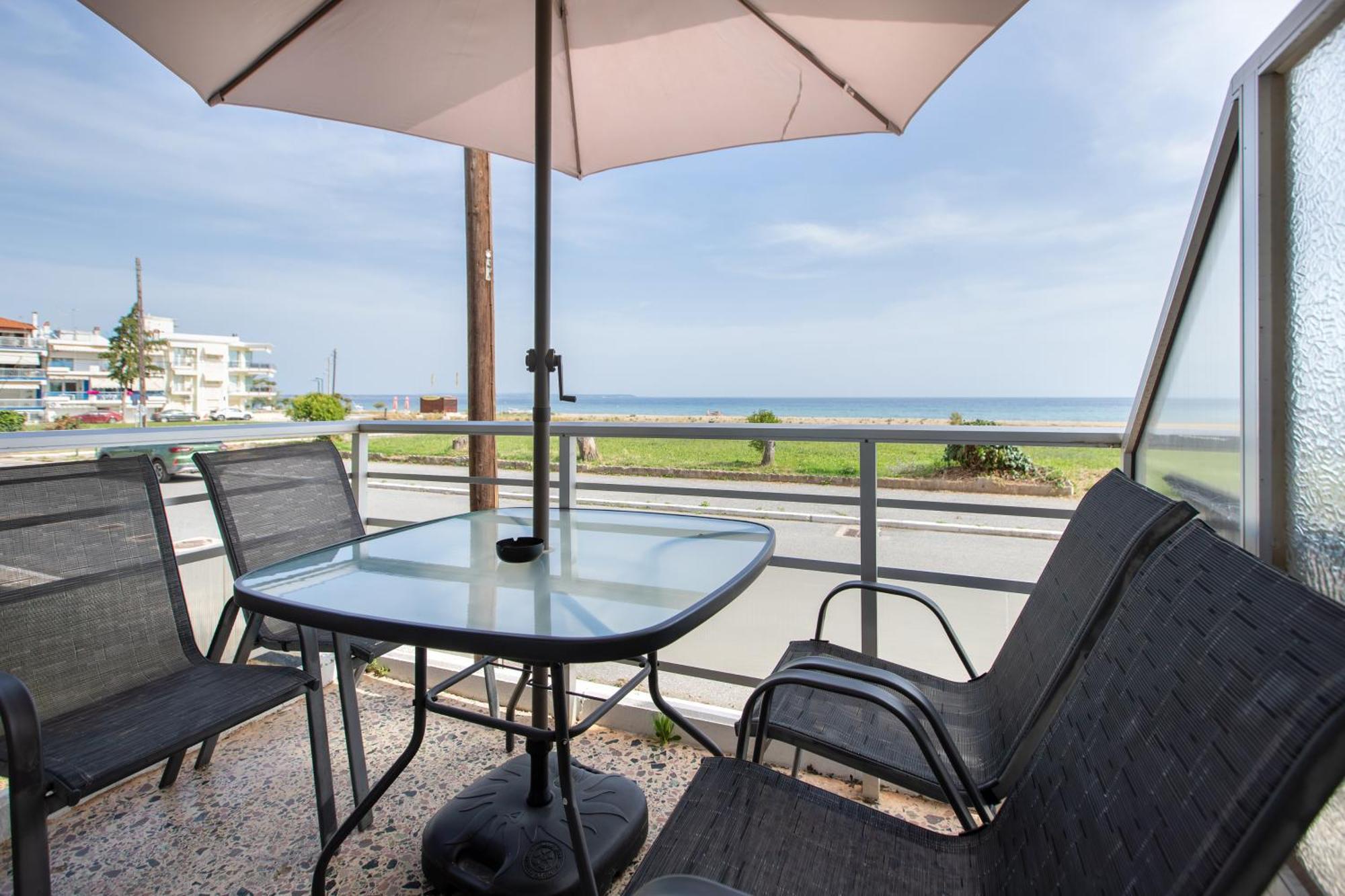 Happy Ellen Seafront By Travel Pro Services - Nea Plagia Halkidiki Apartment