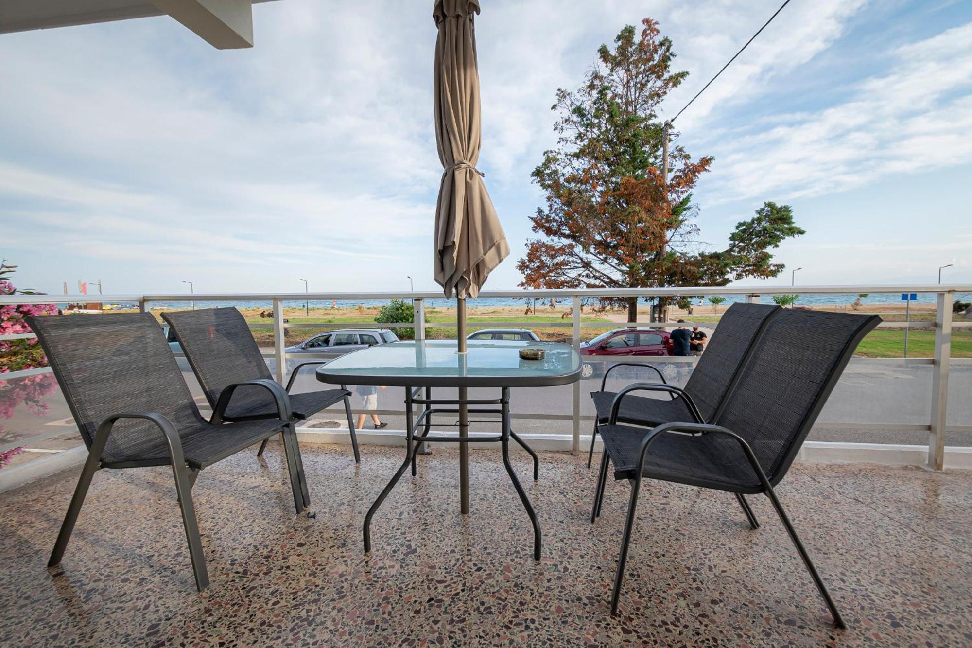 Apartment Happy Ellen Seafront By Travel Pro Services - Nea Plagia Halkidiki Flogita