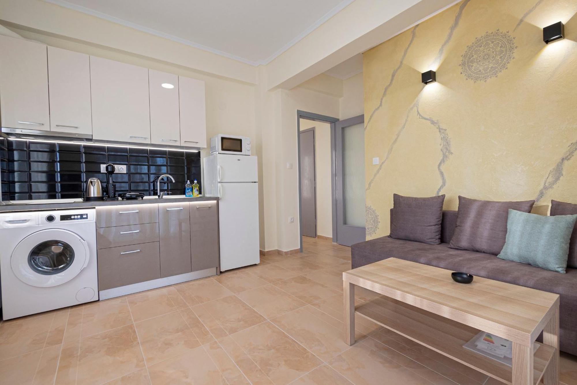 Happy Ellen Seafront By Travel Pro Services - Nea Plagia Halkidiki Apartment